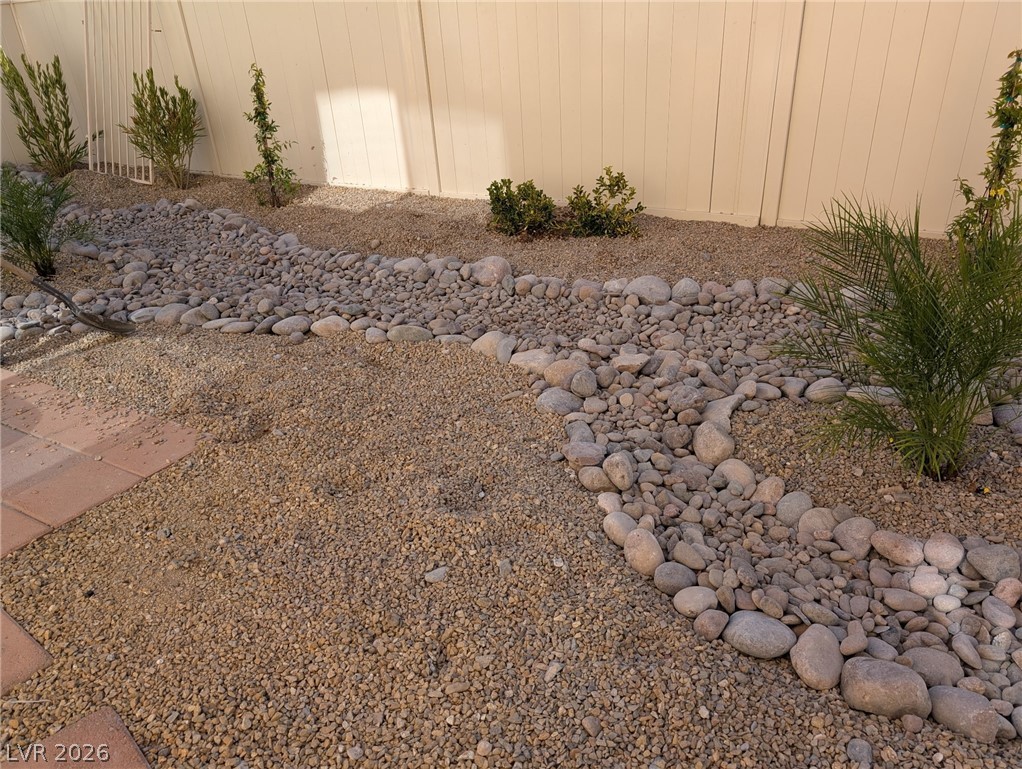 9519 Milkweed Canyon Avenue Property Photo 3