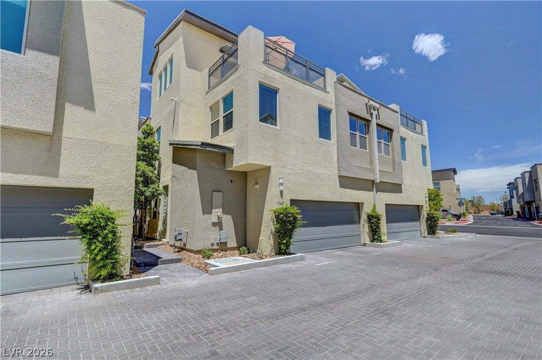 11401 Gravitation Drive Property Photo 3