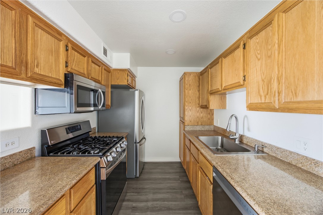 3318 North Decatur Boulevard 2114 Property Photo 9