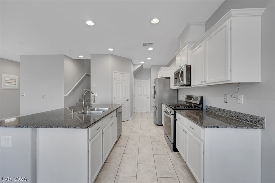 89 Sertata Court Property Photo 17