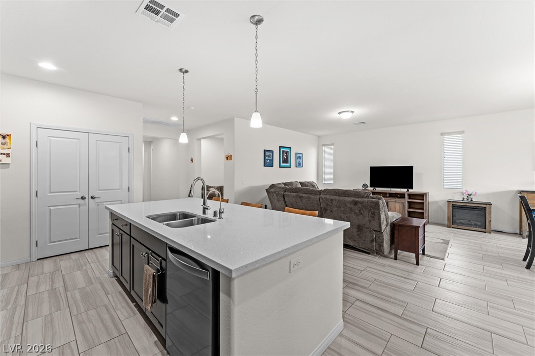 10765 Princeton Bluff Lane Property Photo 12
