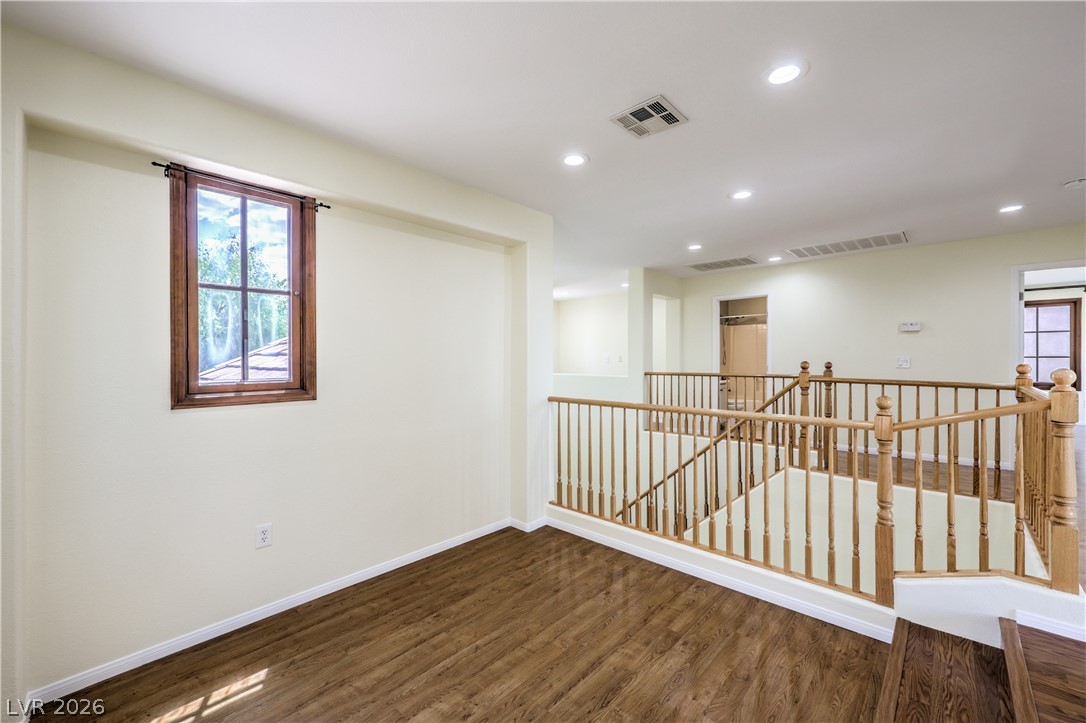 2418 Taragato Avenue Property Photo 23