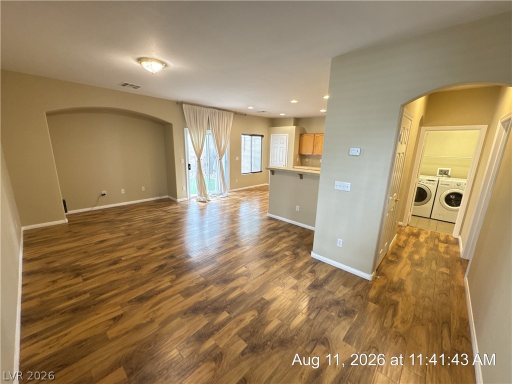 228 Friendly Court Property Photo 2