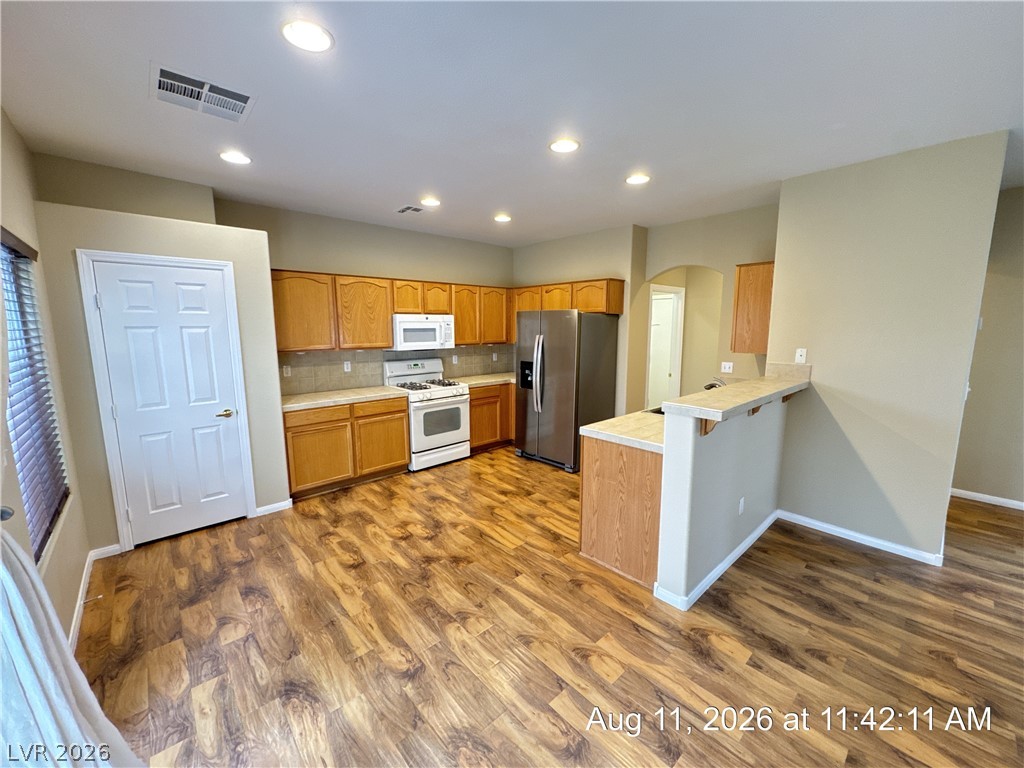 228 Friendly Court Property Photo 5