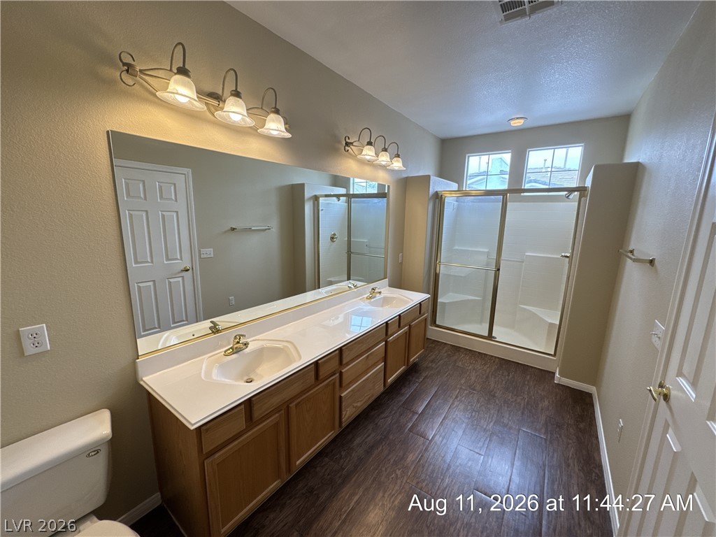 228 Friendly Court Property Photo 13