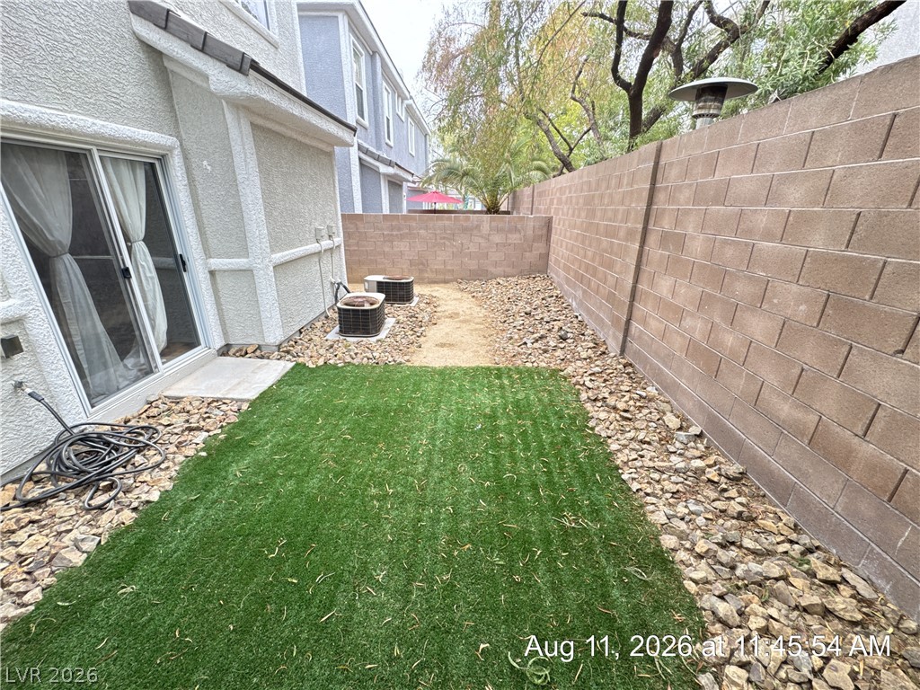 228 Friendly Court Property Photo 18