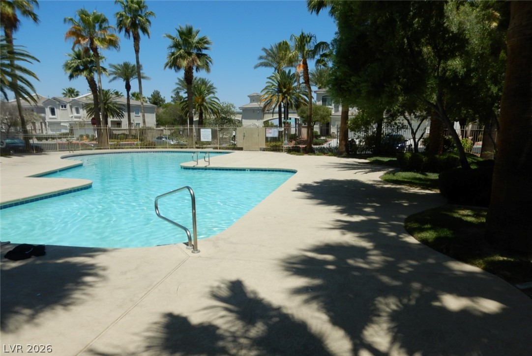 228 Friendly Court Property Photo 26