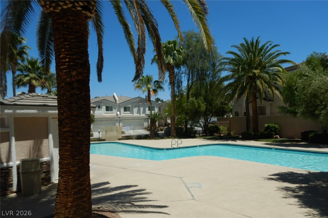 228 Friendly Court Property Photo 27