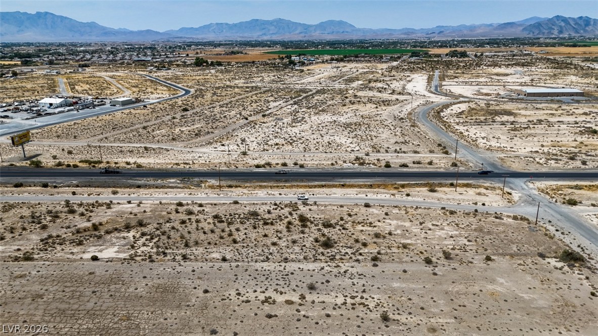 581 North Frontage Road Property Photo 9