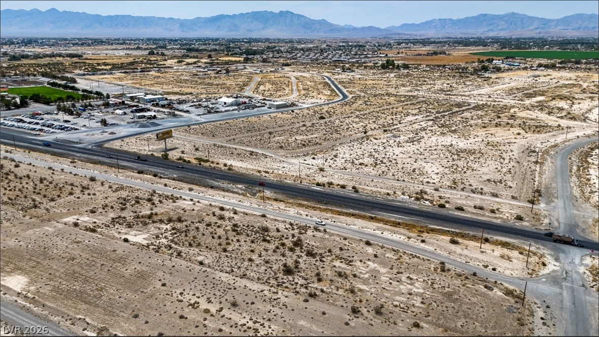 581 North Frontage Road Property Photo 11