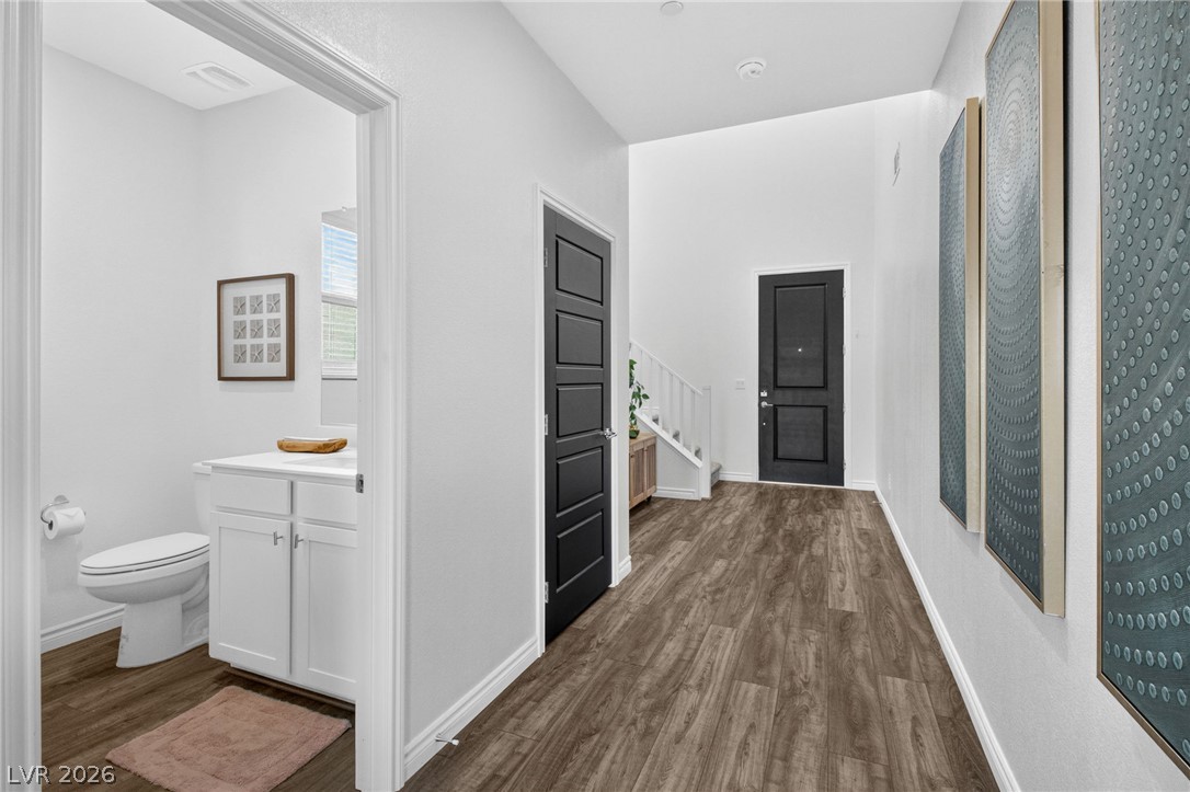 1288 Ventura Cliffs Avenue Property Photo 17