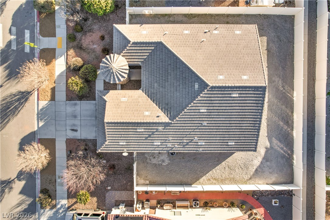 6452 Centennial Road Property Photo 4