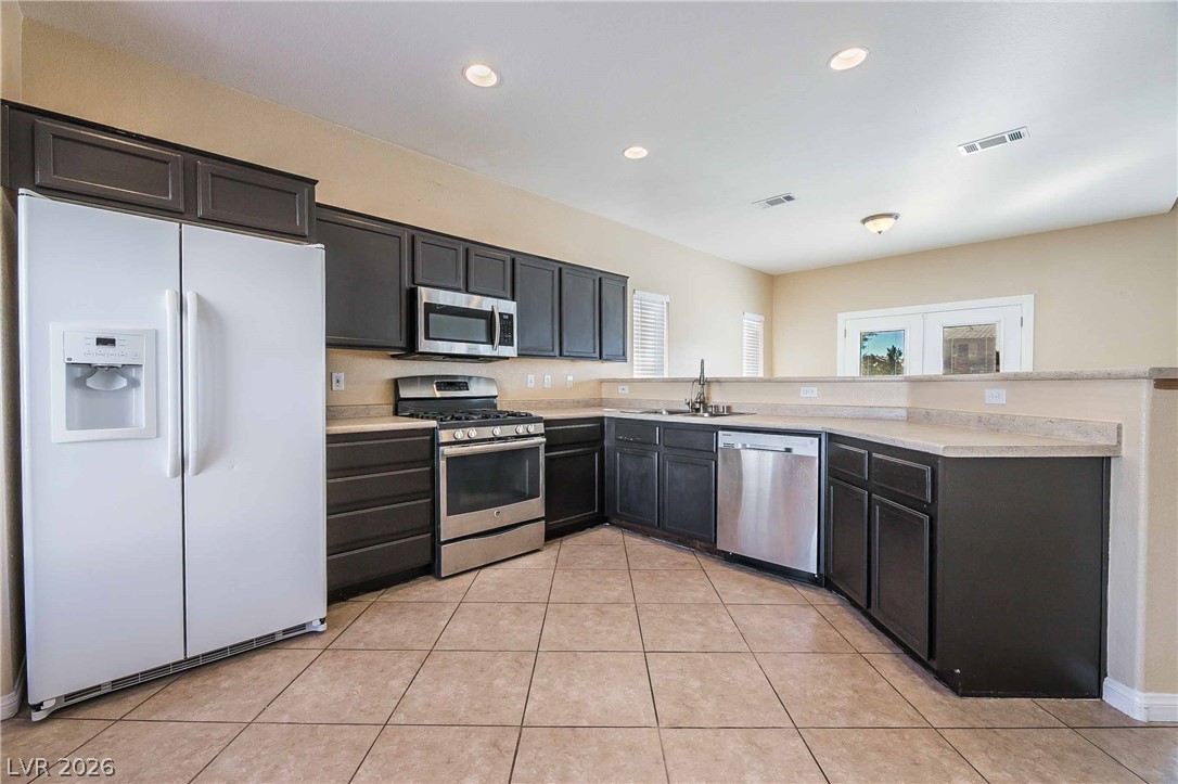 2921 Bayliner Avenue Property Photo 7