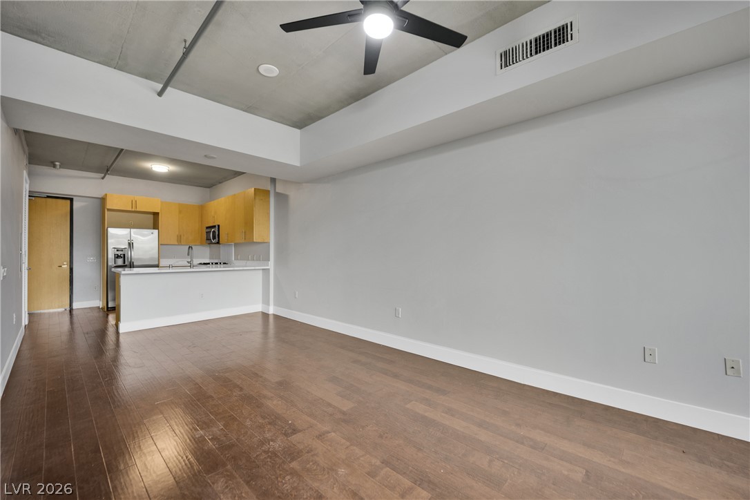 353 East Bonneville Avenue 804 Property Photo 10