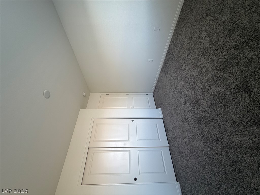132 West Winston Lane Property Photo 16
