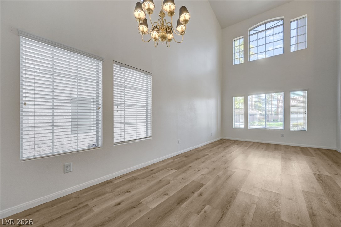 2742 Chokecherry Avenue Property Photo 12