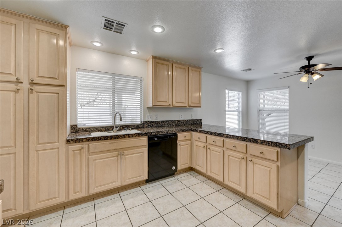 2742 Chokecherry Avenue Property Photo 28