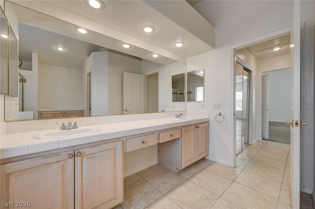 2742 Chokecherry Avenue Property Photo 47