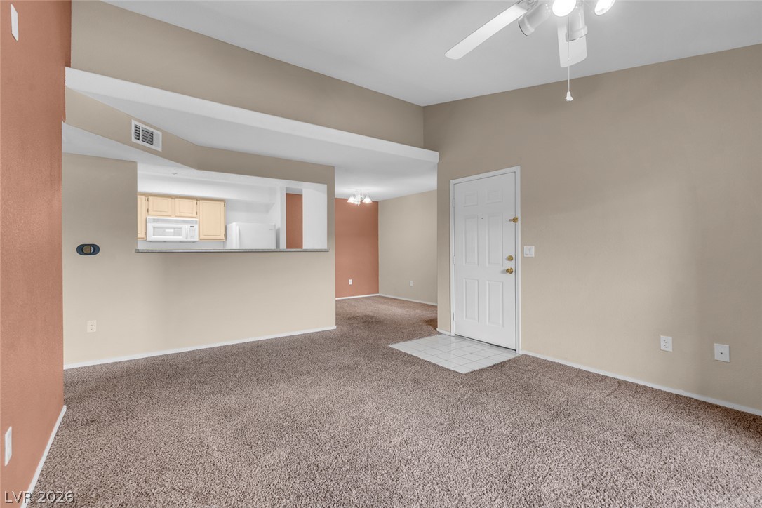 555 East Silverado Ranch Boulevard 2159 Property Photo 8