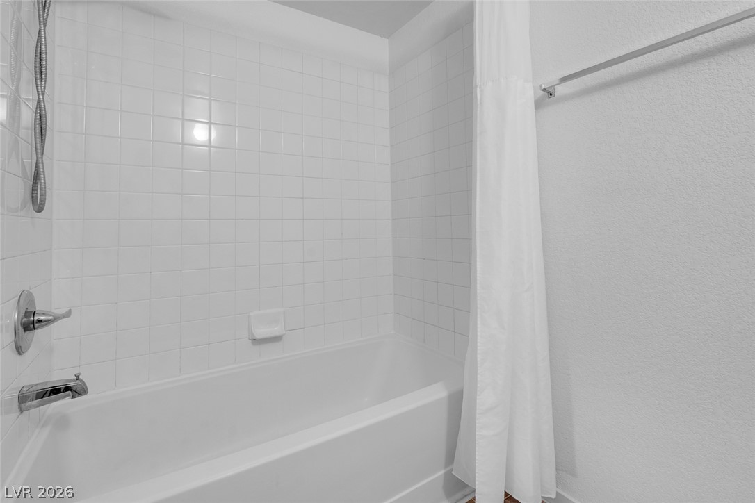 555 East Silverado Ranch Boulevard 2159 Property Photo 24