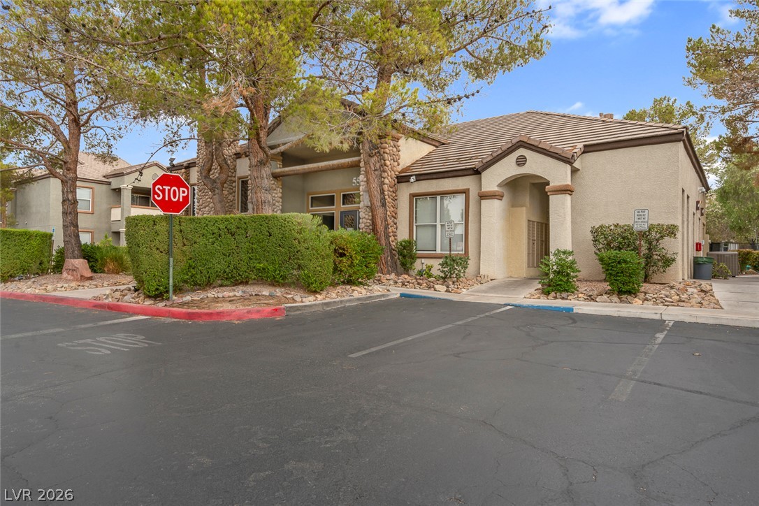 555 East Silverado Ranch Boulevard 2159 Property Photo 31