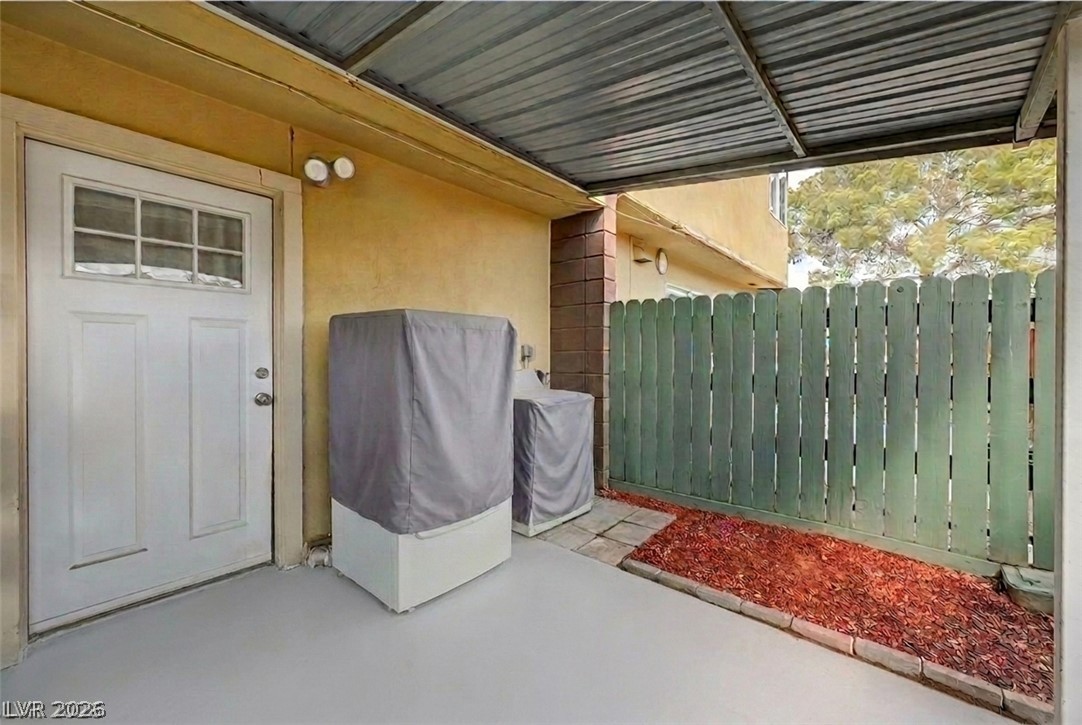 263 East Van Wagenen Street Property Photo 33