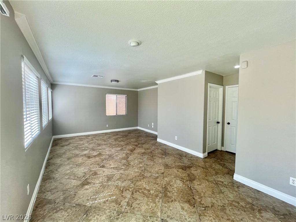 9924 Clover Field Court Property Photo 8