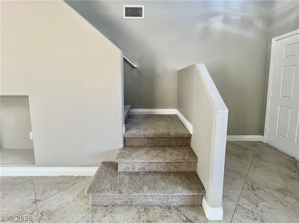 9924 Clover Field Court Property Photo 10