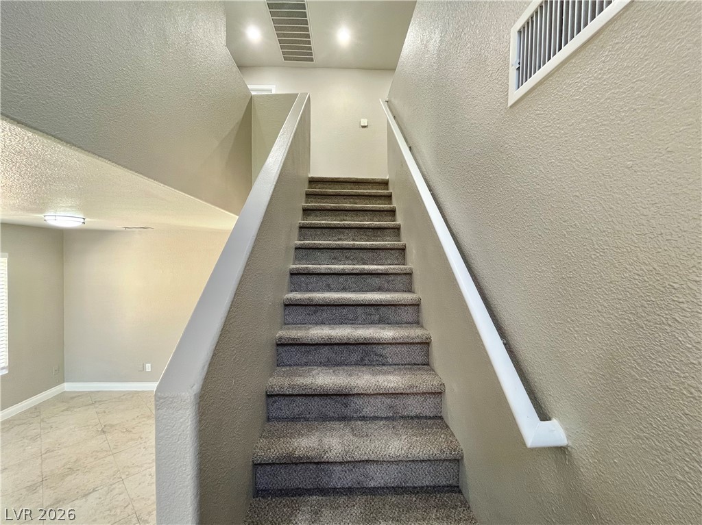 9924 Clover Field Court Property Photo 11