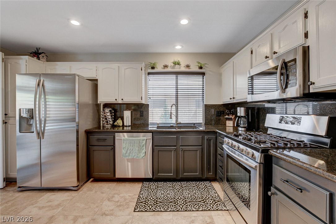 1221 Alderton Lane Property Photo 27