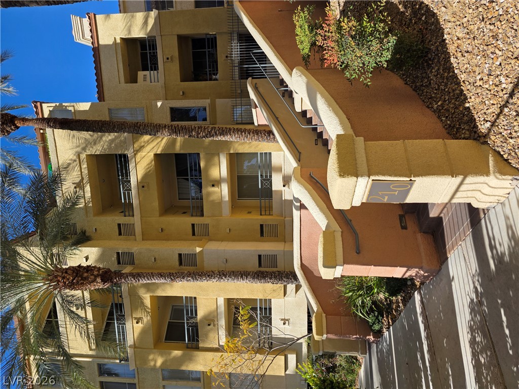 210 East Flamingo Road 101 Property Photo 6