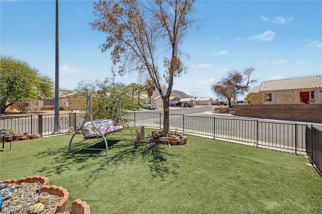 6644 Mount Dutton Drive Property Photo 4