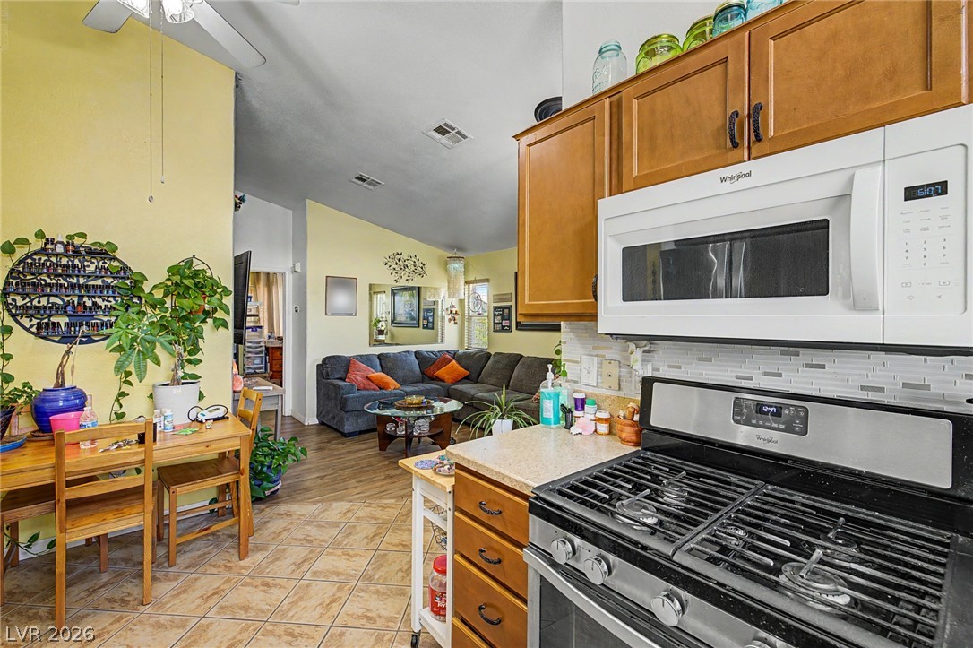 6644 Mount Dutton Drive Property Photo 12