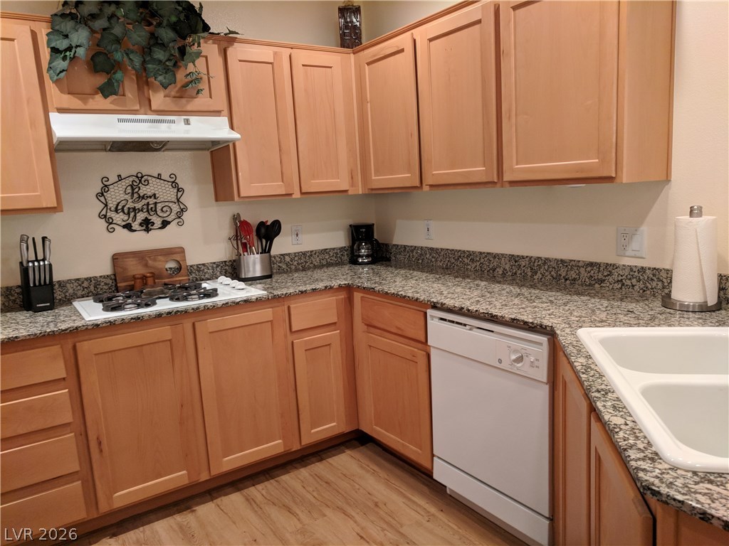 39 East Agate Avenue 206 Property Photo 8