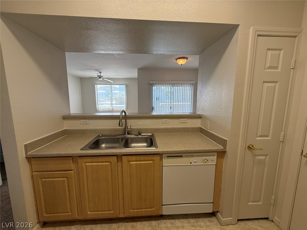 6955 North Durango Drive 2019 Property Photo 9