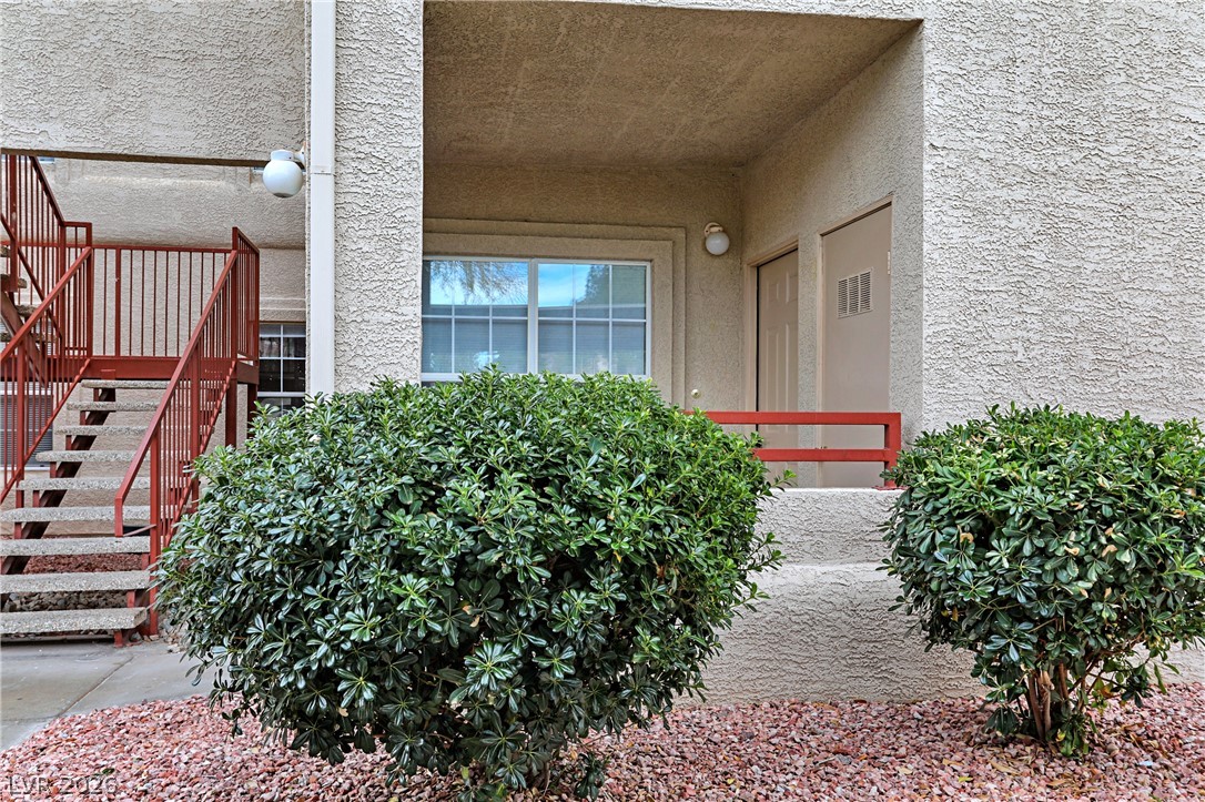 520 Arrowhead Trail 613 Property Photo 1