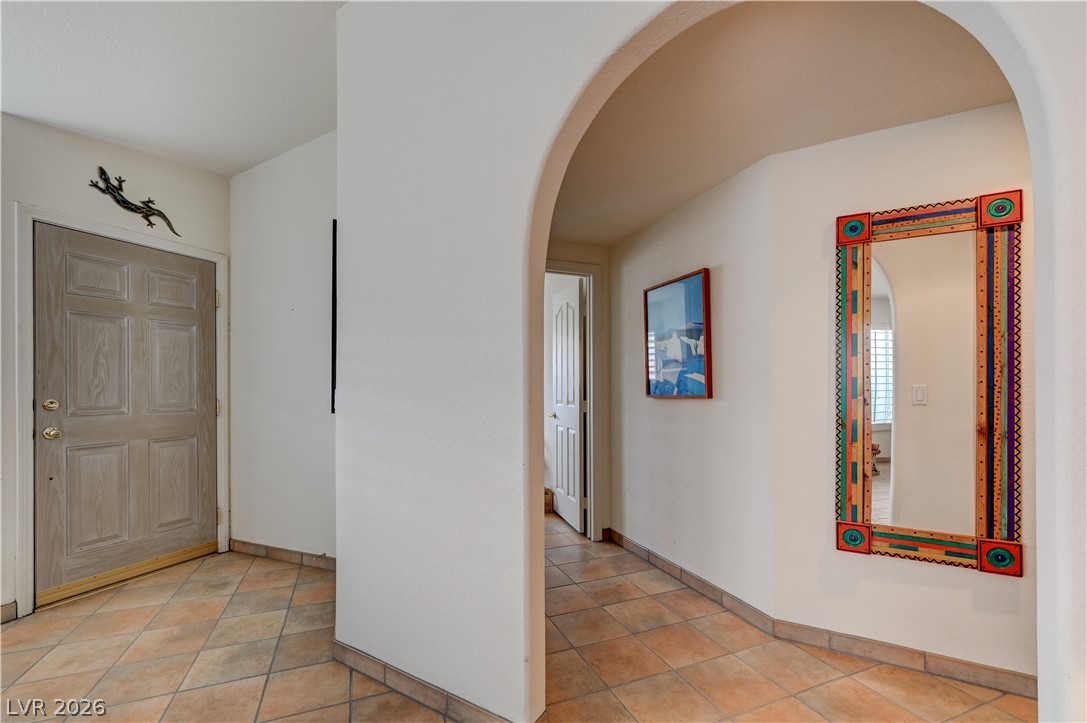 408 Sunset Point Property Photo 10