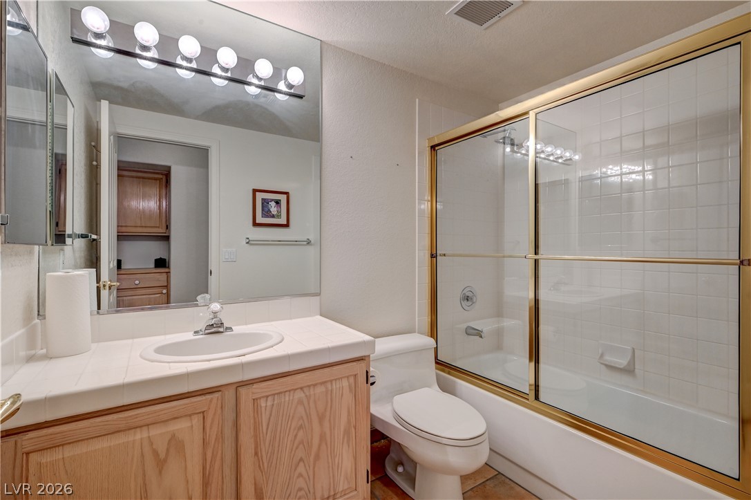 408 Sunset Point Property Photo 19