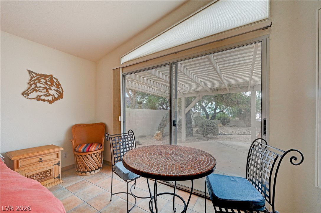 408 Sunset Point Property Photo 25