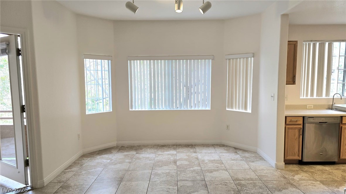830 Carnegie Street 1224 Property Photo 17