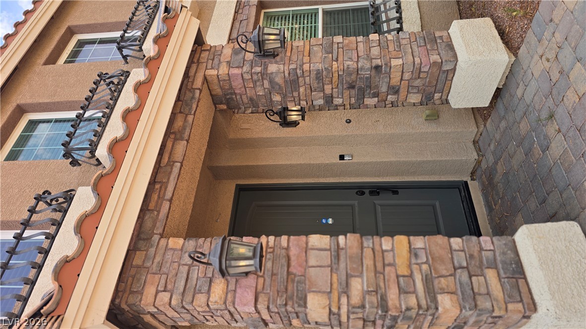 5543 Dancing Fox Court Property Photo 4