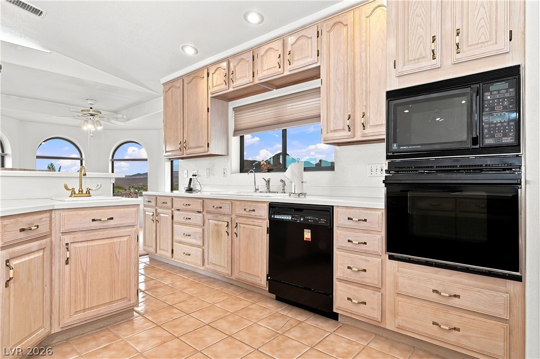 1068 Calico Ridge Drive Property Photo 22