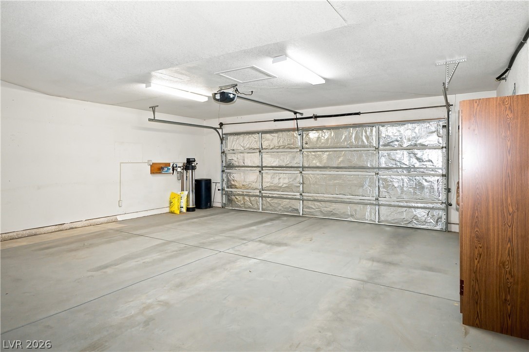 1068 Calico Ridge Drive Property Photo 27