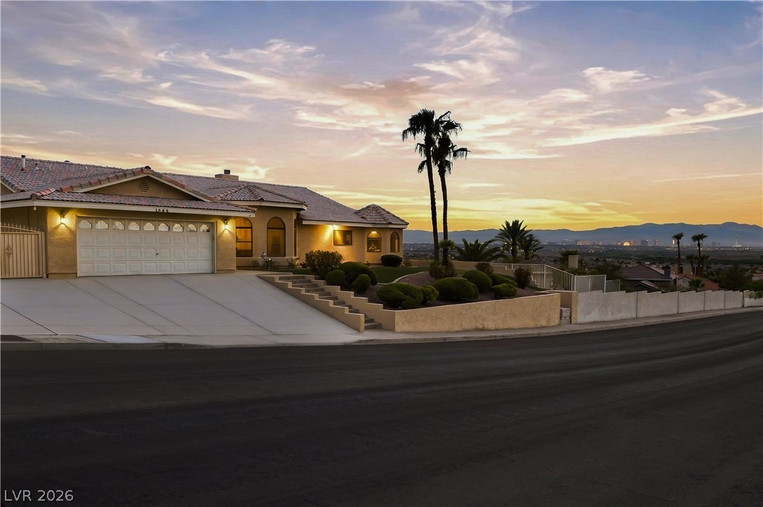 1068 Calico Ridge Drive Property Photo 38