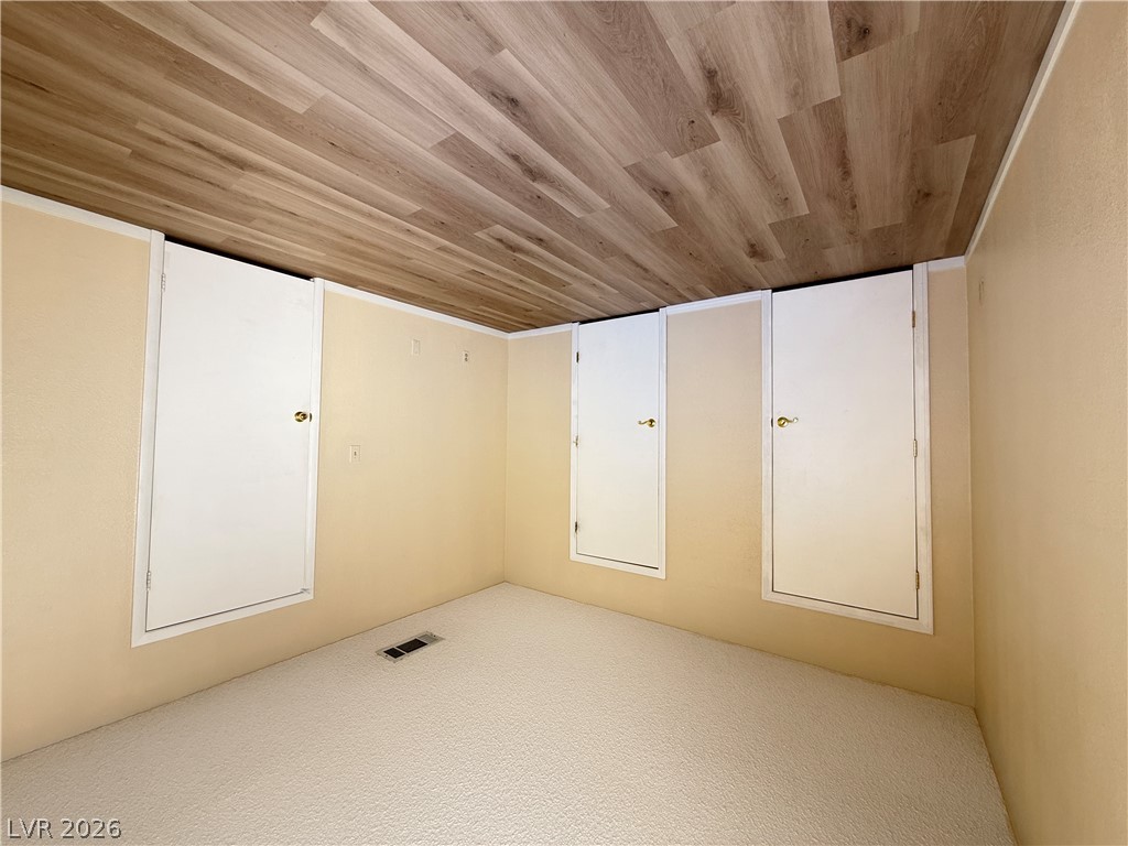 7756 Cobden Court Property Photo 13