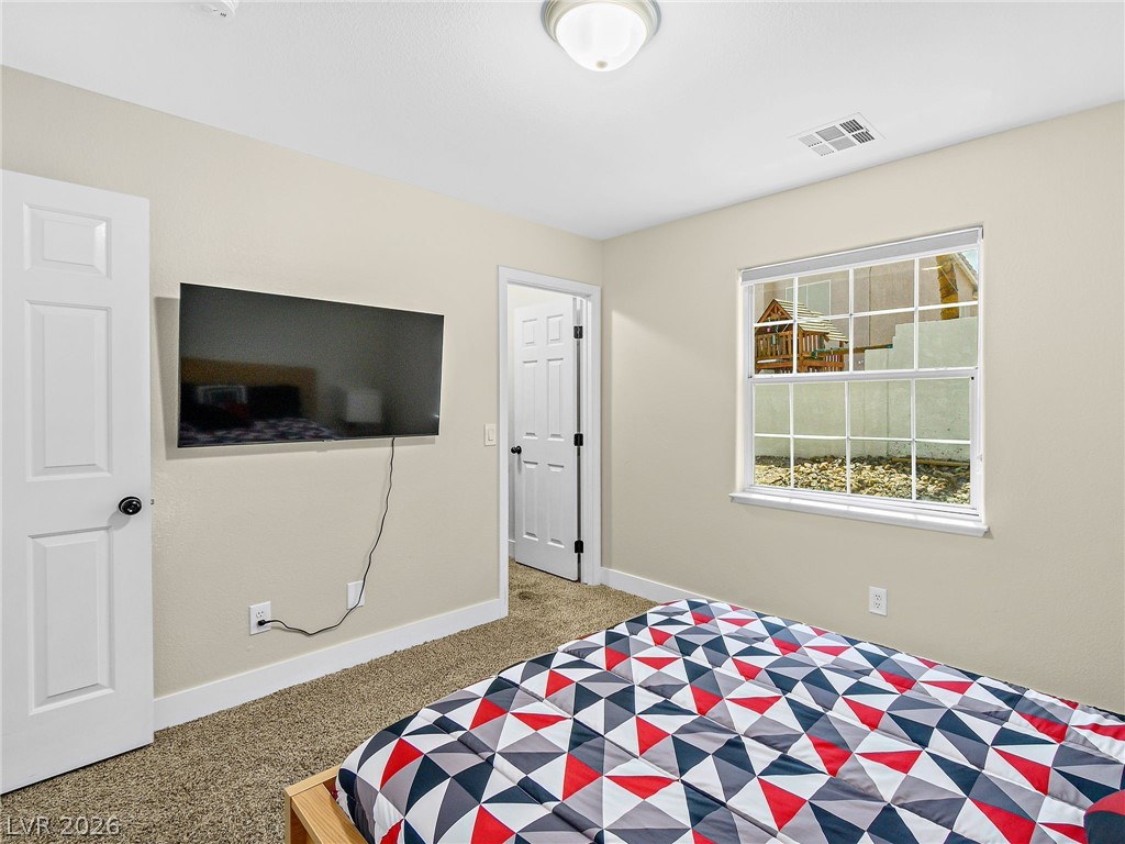 9041 Kingsdale Court Property Photo 17