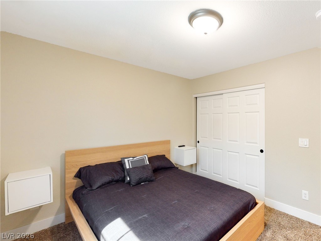 9041 Kingsdale Court Property Photo 22