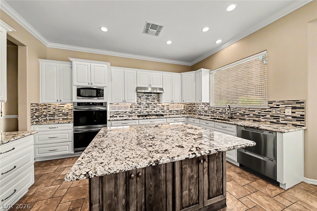 2306 Schaeffer Hills Drive Property Photo 17