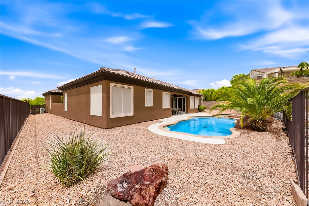 2306 Schaeffer Hills Drive Property Photo 43