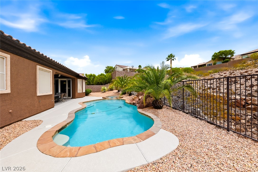 2306 Schaeffer Hills Drive Property Photo 45